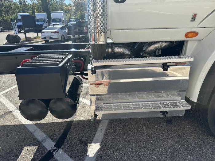 2026 International HX620-4