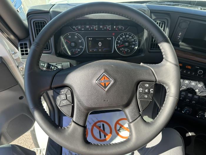 2026 International HX620-10