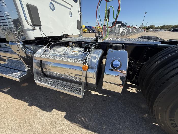 2026 Peterbilt 589-29