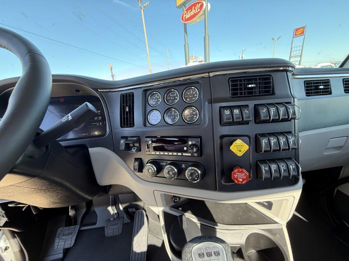 2026 Peterbilt 589-34