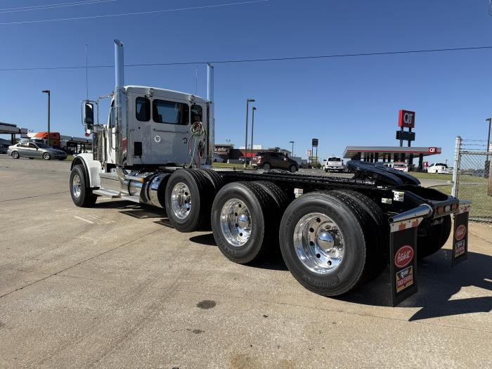 2026 Peterbilt 589-9