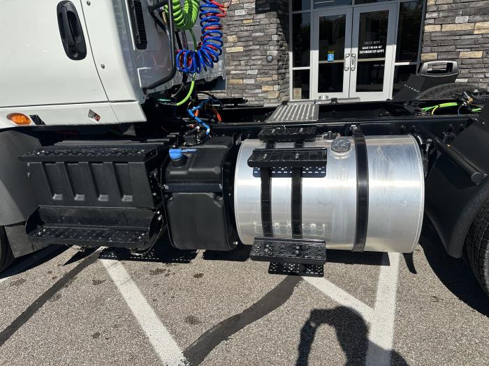 2026 International RH613-8