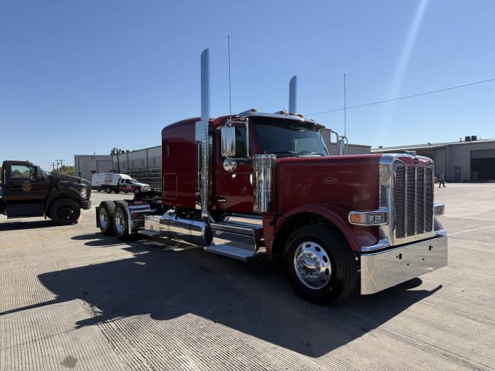 2026 Peterbilt 589-11