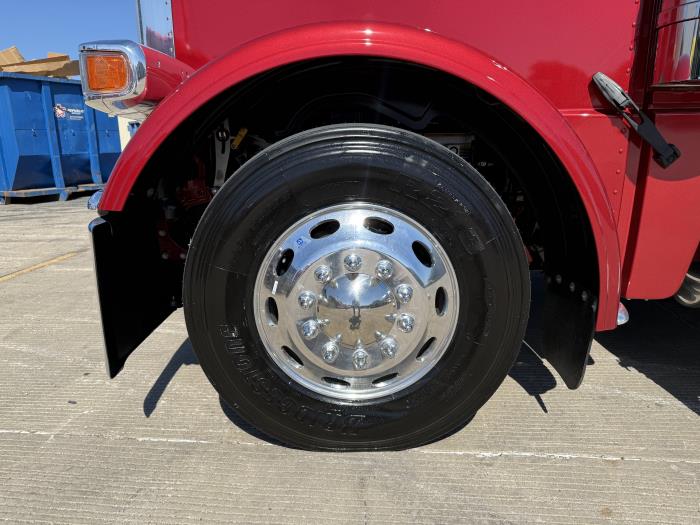 2026 Peterbilt 589-17
