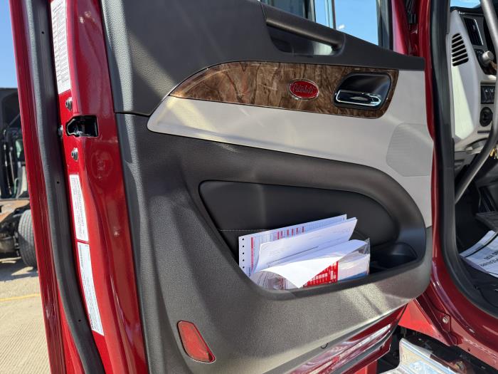 2026 Peterbilt 589-29