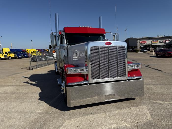 2026 Peterbilt 589-12