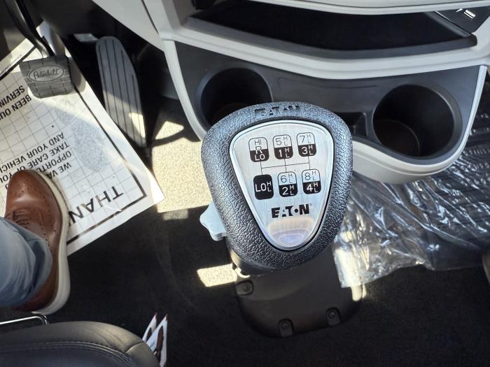 2026 Peterbilt 589-37