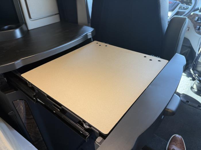 2026 Peterbilt 589-48