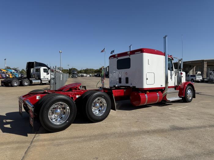 2026 Peterbilt 589-25