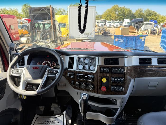 2026 Peterbilt 589-53