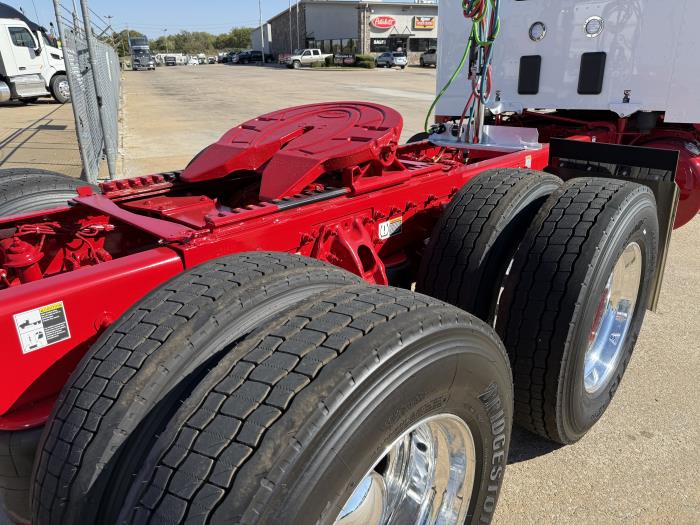 2026 Peterbilt 589-29