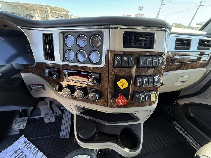 2026 Peterbilt 589-41