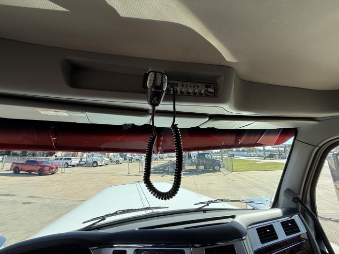 2026 Peterbilt 589-43