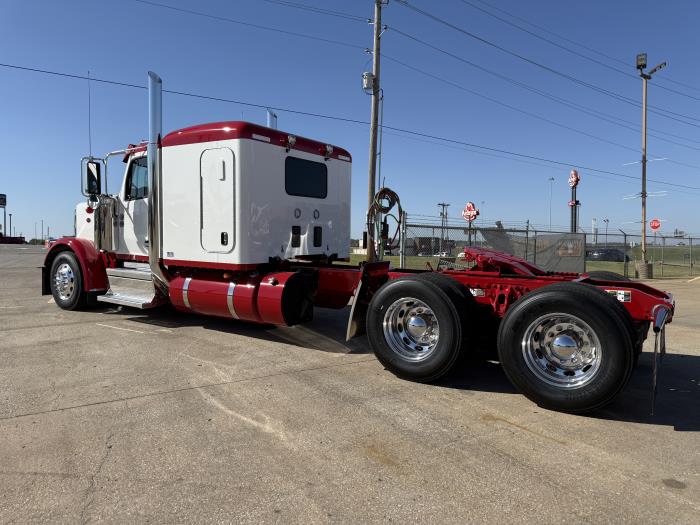 2026 Peterbilt 589-7