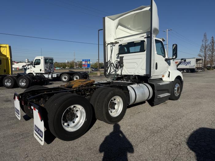 2018 International LT625-7