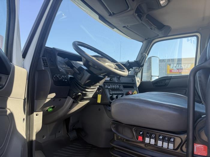 2018 International LT625-11