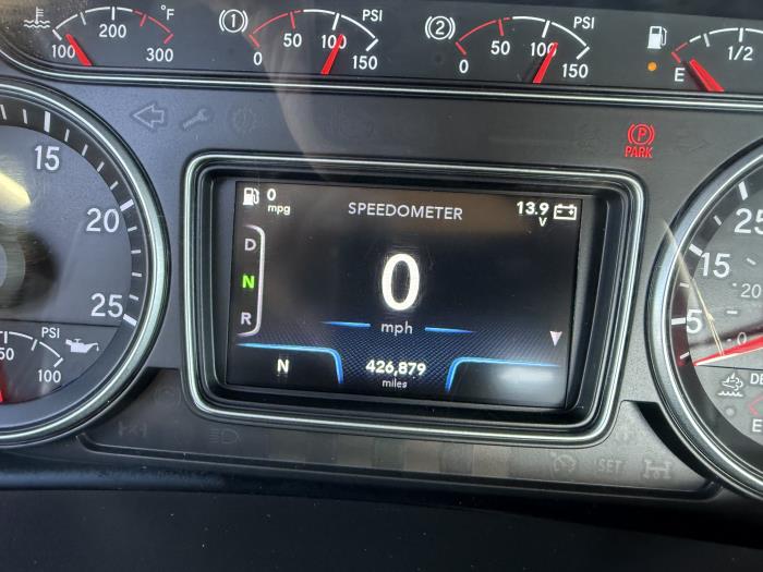 2018 International LT625-12