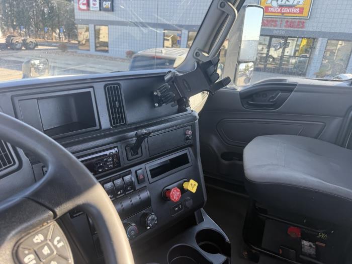 2018 International LT625-13