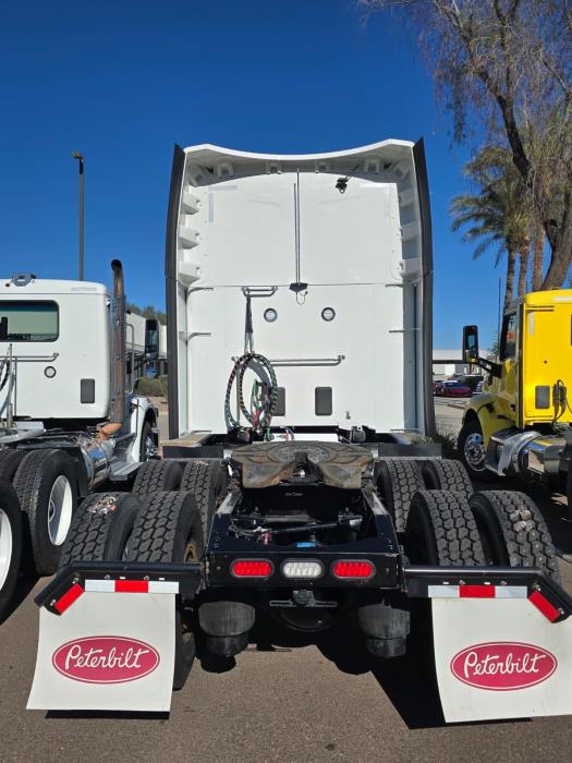2023 Peterbilt 579-5