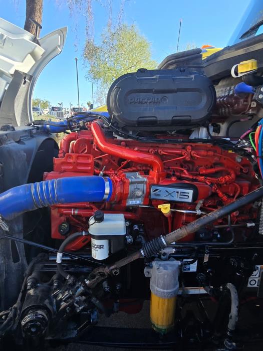 2023 Peterbilt 579-9