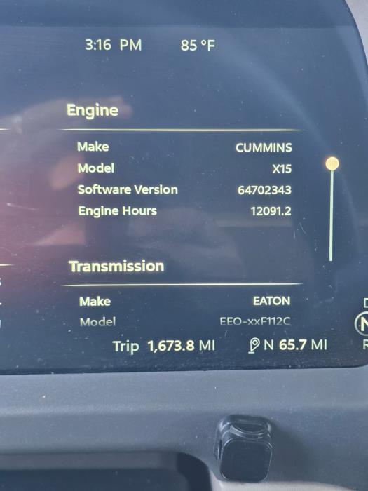 2023 Peterbilt 579-13