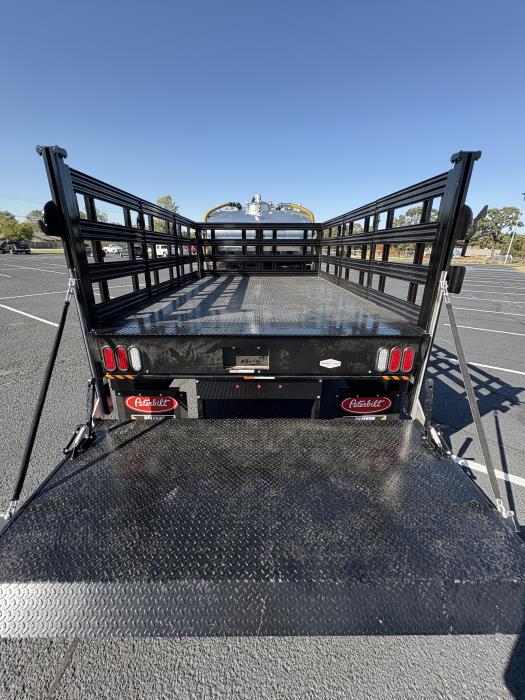 2025 Peterbilt 536-6