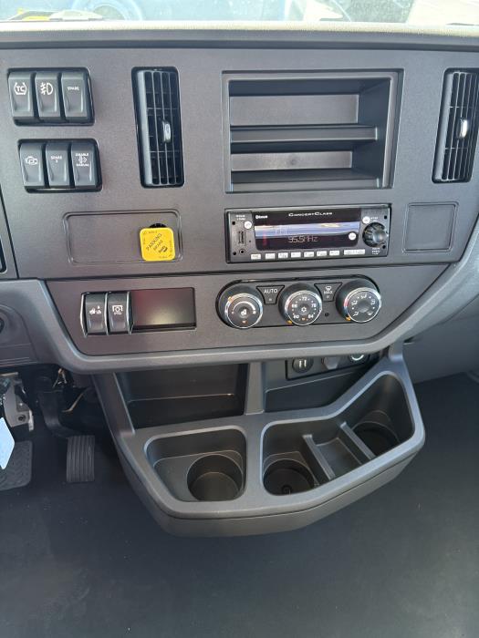 2025 Peterbilt 536-11