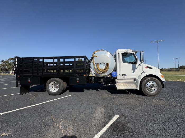 2025 Peterbilt 536-16