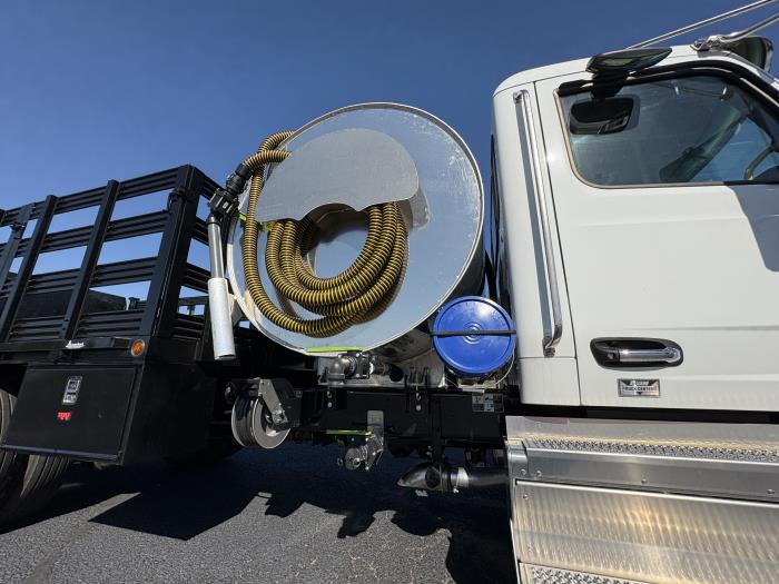 2025 Peterbilt 536-17