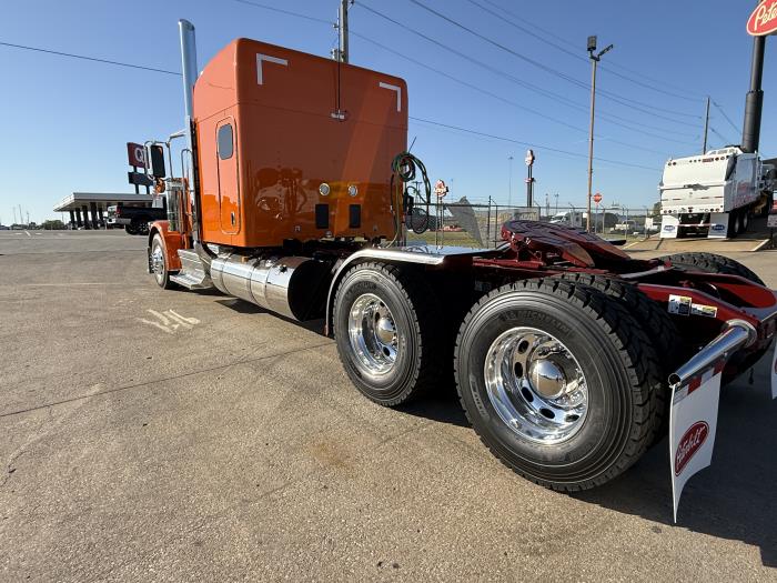 2026 Peterbilt 589-11