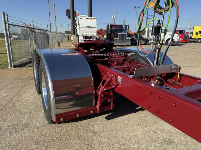 2026 Peterbilt 589-24