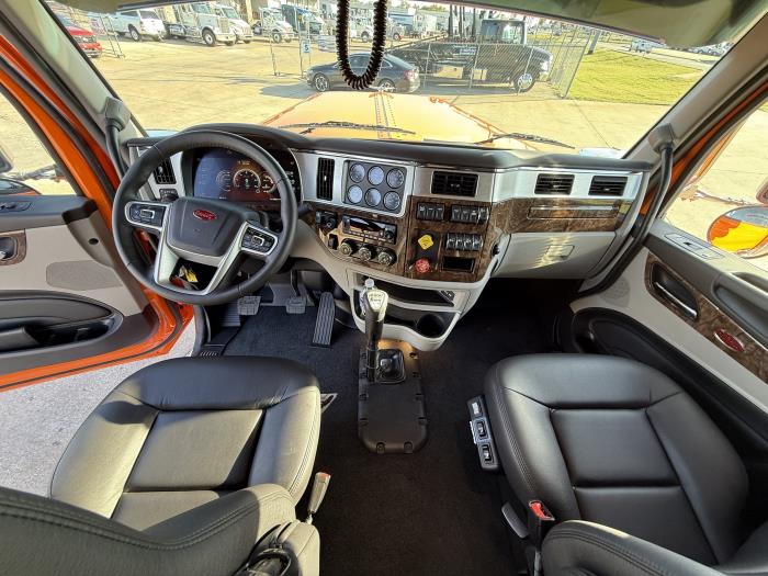 2026 Peterbilt 589-34