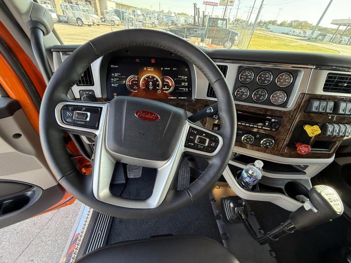 2026 Peterbilt 589-36