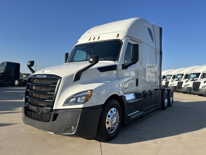 2021 Freightliner Cascadia-0