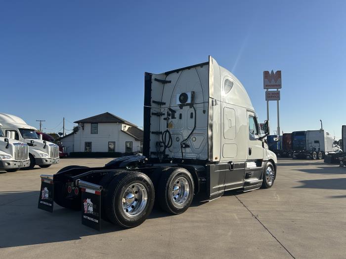 2021 Freightliner Cascadia-4