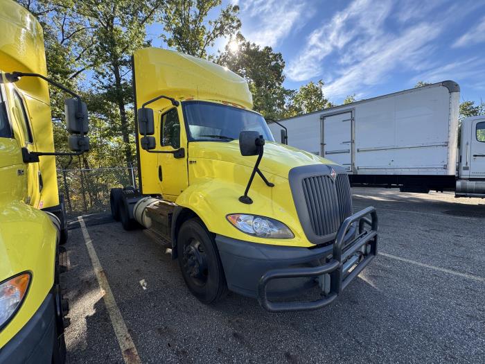 2020 International RH613-8