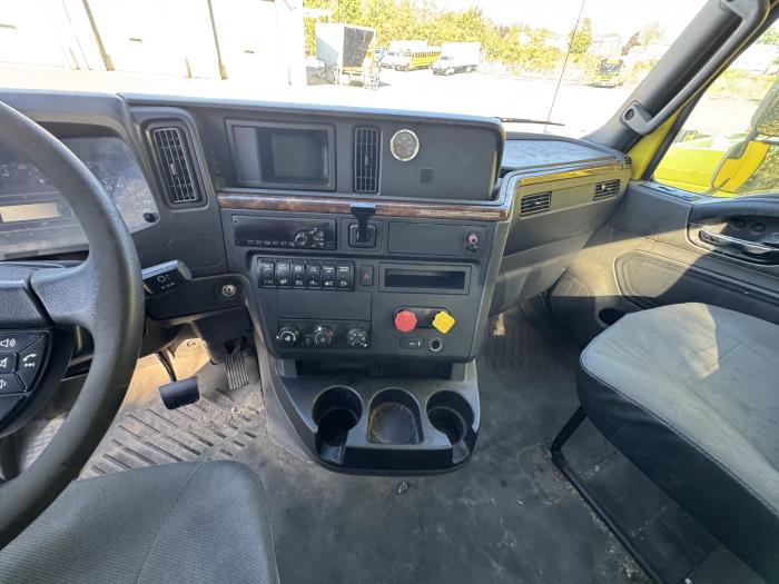 2020 International RH613-9