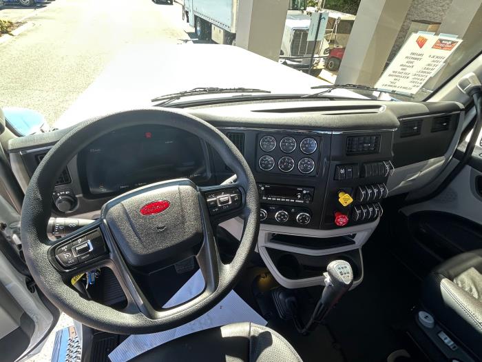 2026 Peterbilt 589-3