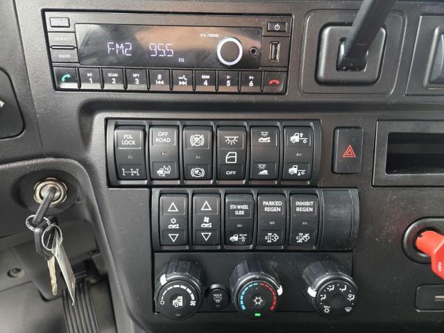 2024 International LT625-15