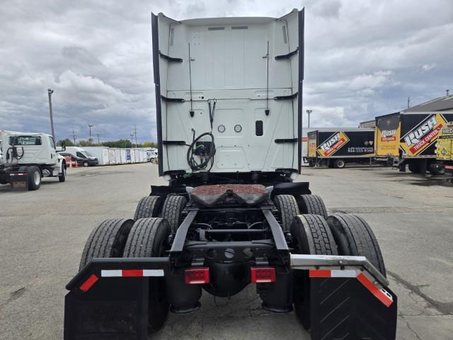 2024 International LT625 LT photo 4