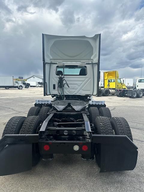 2018 International LT625-12