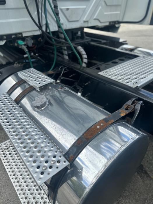 2018 International LT625-14