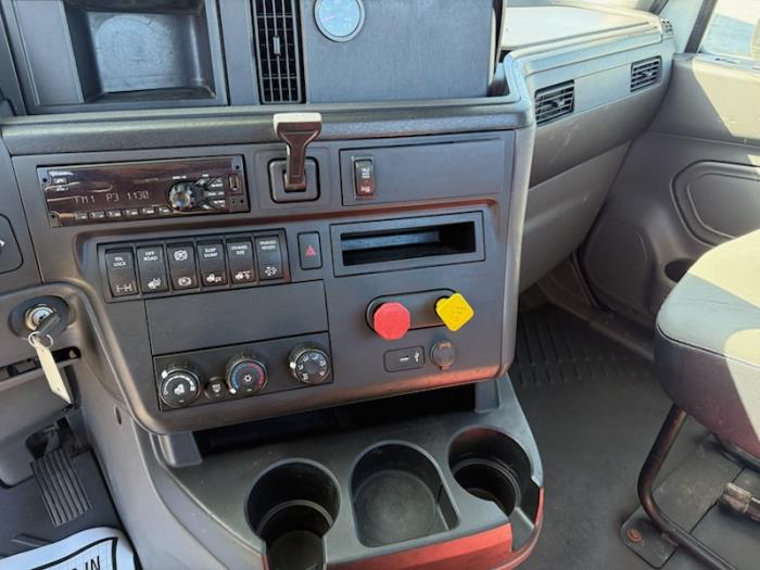 2018 International LT625-3