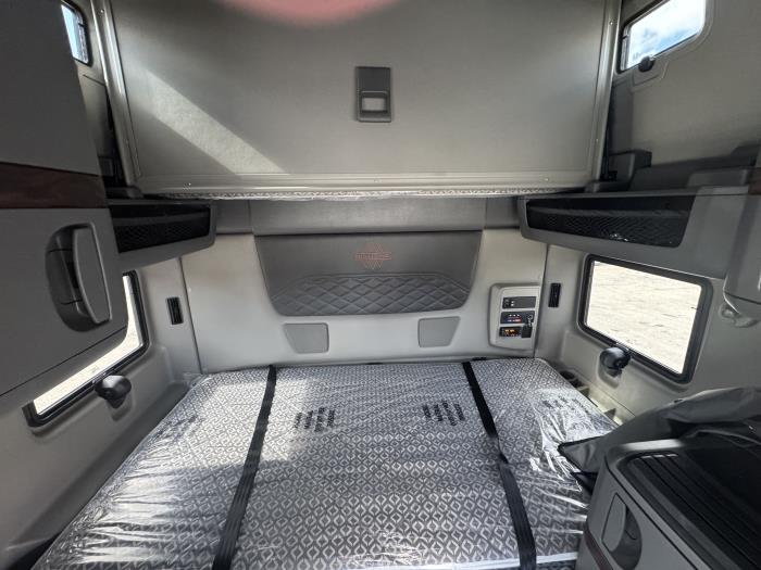 2026 International LT625-10