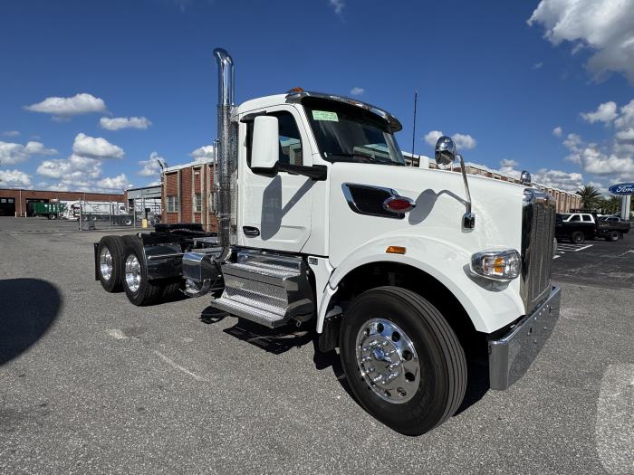 2026 Peterbilt 567-10