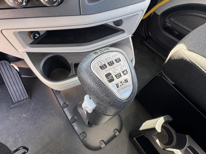 2026 Peterbilt 567-17