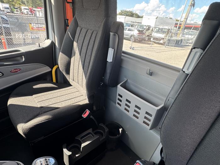 2026 Peterbilt 567-18