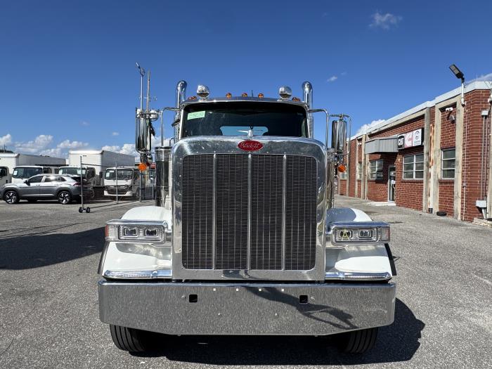 2026 Peterbilt 589-10