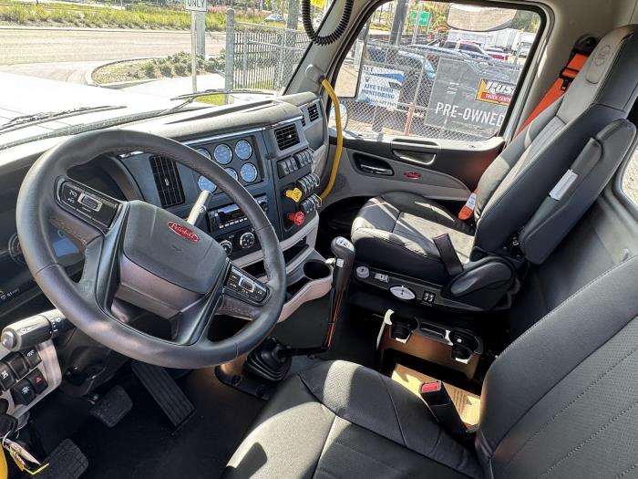 2026 Peterbilt 589-11