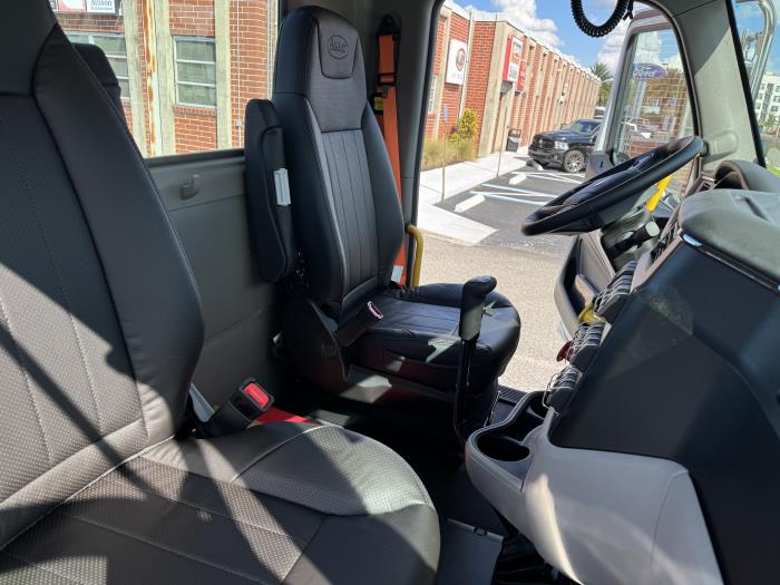 2026 Peterbilt 589-21